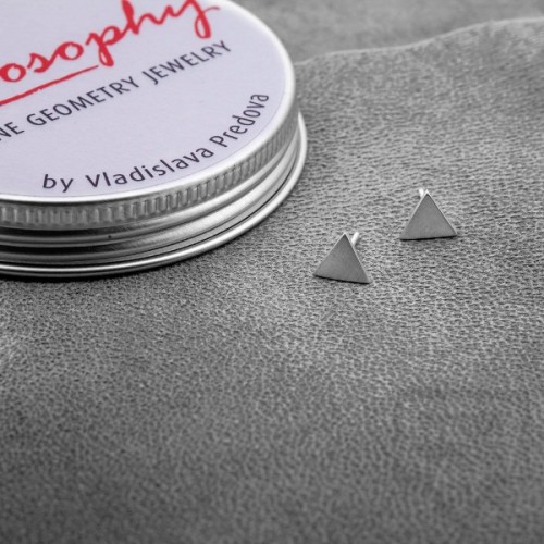 Сребърни обеци Feelosophy Hardware - триъгълник