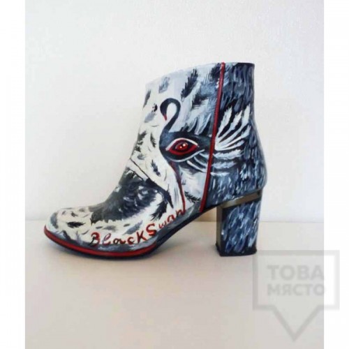 Дизайнерски дамски обувки Kareez Art Line - Черен лебед