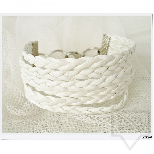 Дизайнерска гривна LXA - White Knots
