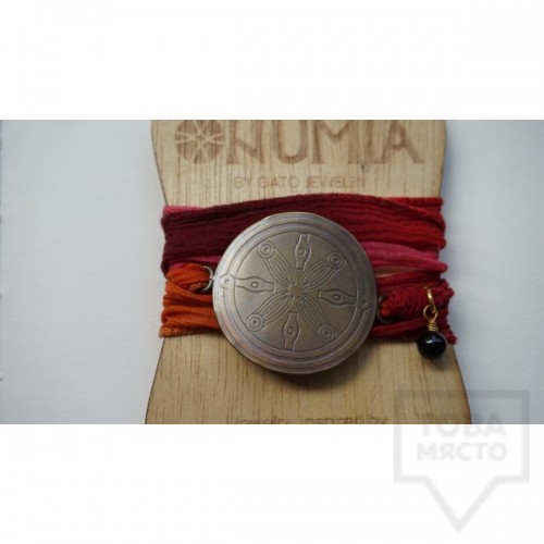 Ръчно изработена гривнa Numia - Fire