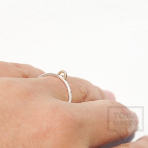 Сребърен пръстен Pin - със златен елемент 2 оксидиран