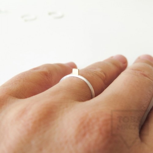 Сребърен пръстен Pin - със златен елемент 4 сребрист