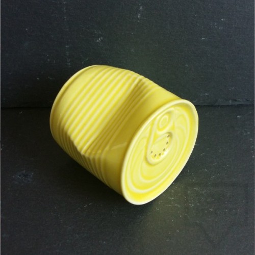 Ръчно изработена порцеланова солница -смачкана консерва - Korchev Design Studio - yellow