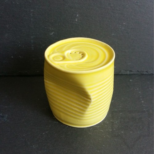 Ръчно изработена порцеланова солница -смачкана консерва - Korchev Design Studio - yellow