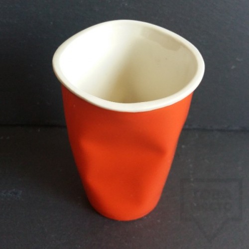 Ръчно изработена порцеланова чаша Korchev Design Studio - big orange