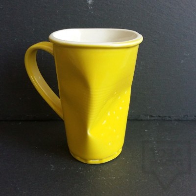 Ръчно изработена порцеланова чаша Korchev Design Studio - big yellow can